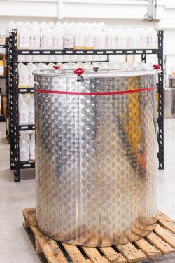 Mixing Vessel ()